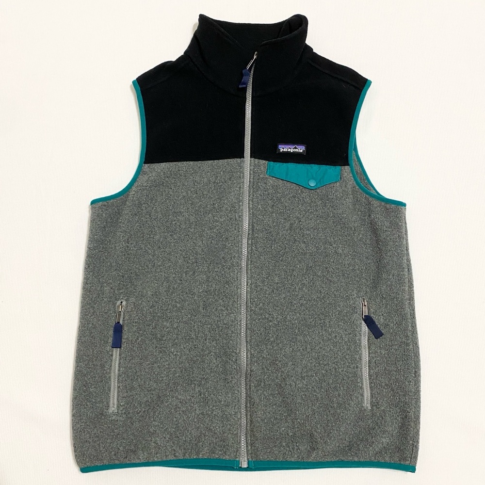 Patagonia Gray & Black Fleece Vest with Teal Trim